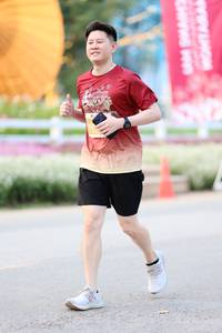 BIB: 
                            <button type="button" onclick="openModal(27847510)" class="btn btn-primary btn-sm float-right btn-popup" data-toggle="modal" data-target=".modal-high-quality">
                        <i class="fas fa-shopping-cart"></i> Add to Cart
                    </button>
                                            <button type="button" onclick="isThisMe(27847510, true)" class="btn btn-success btn-sm float-right btn-popup btn-isme hidden" data-toggle="tooltip" data-placement="bottom" title="นี่คือรูปของคุณใช่ไหม คลิกที่นี่เพื่อเอาเข้าอัลบั้ม">
                        <i class="fas fa-plus"></i> Add to album
                    </button>
                    <button type="button" onclick="isThisMe(27847510, false)" class="btn btn-warning btn-sm float-right btn-popup btn-isnotme hidden">
                        <i class="fas fa-ban"></i> Remove from album
                    </button>